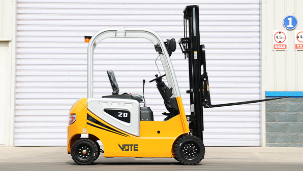 3Electric forklift.jpg