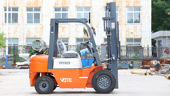 5Diesel forklift.jpg