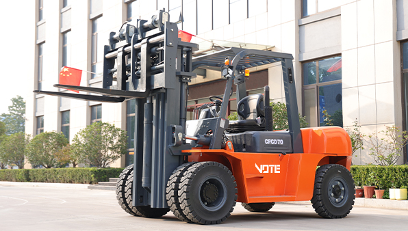 2Diesel forklift.jpg