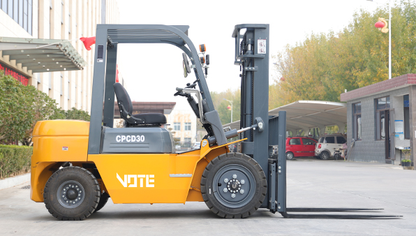 3Diesel forklift.jpg